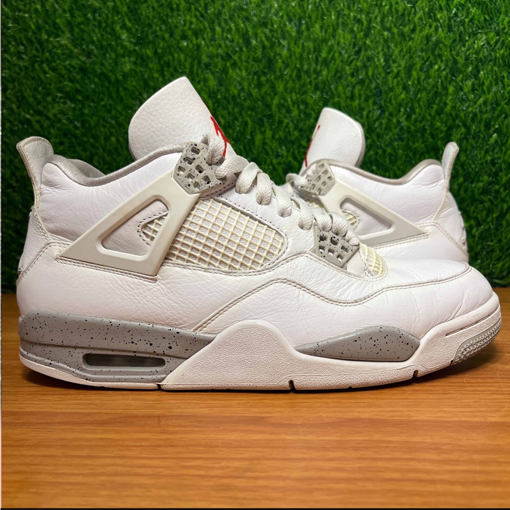 Jordan 4 Retro White Oreo